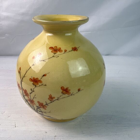 Vintage Hyalyn USA #834 Gold Trimmed Japanese Cherry Blossom Round Pottery Vase - Picture 2 of 9